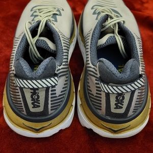 Men's Bondi 5 Neutral Running Shoe, Size 10 1/2